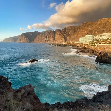 Capitain Beachside Haven Acantilado de los Gigantes