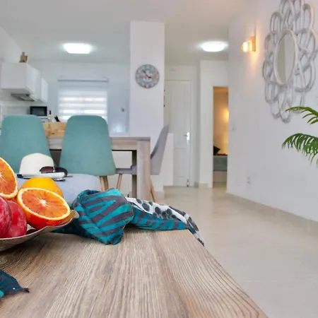 Apartament Capitain Beachside Haven *